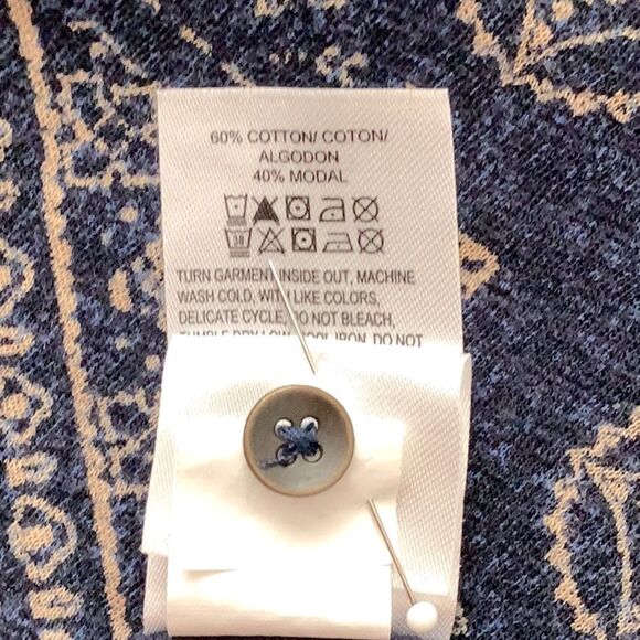 LUCKY BRAND Bandana Print Top 3/4 Sleeve - Picture 7 of 10